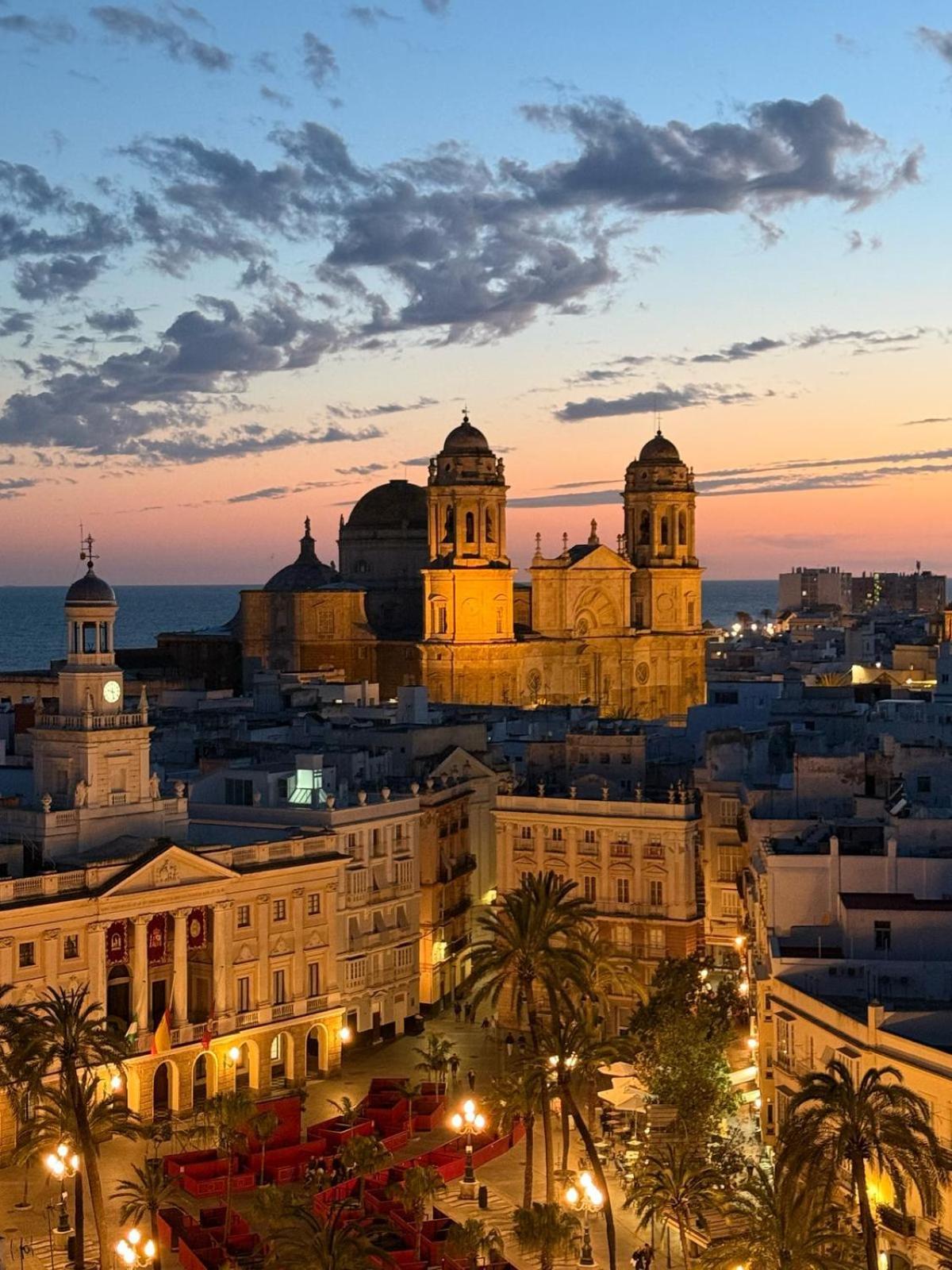 Skyline - Penthouse With 50M2 Private Terrace And Stunning Views Apartment Cadiz Bagian luar foto